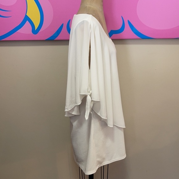 Torrid White Crepe Tunic Top - Picture 5 of 10